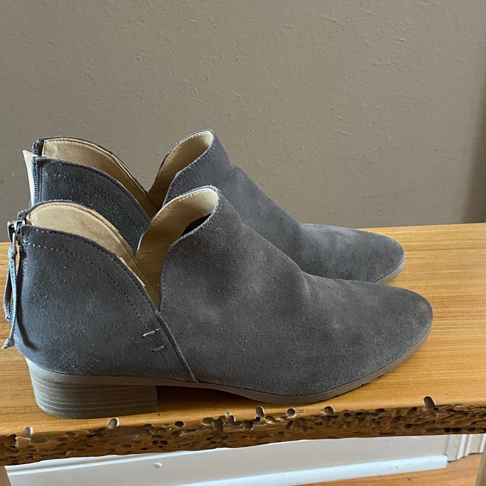 Kenneth Cole Reaction Charcoal Suede Ankle Boots